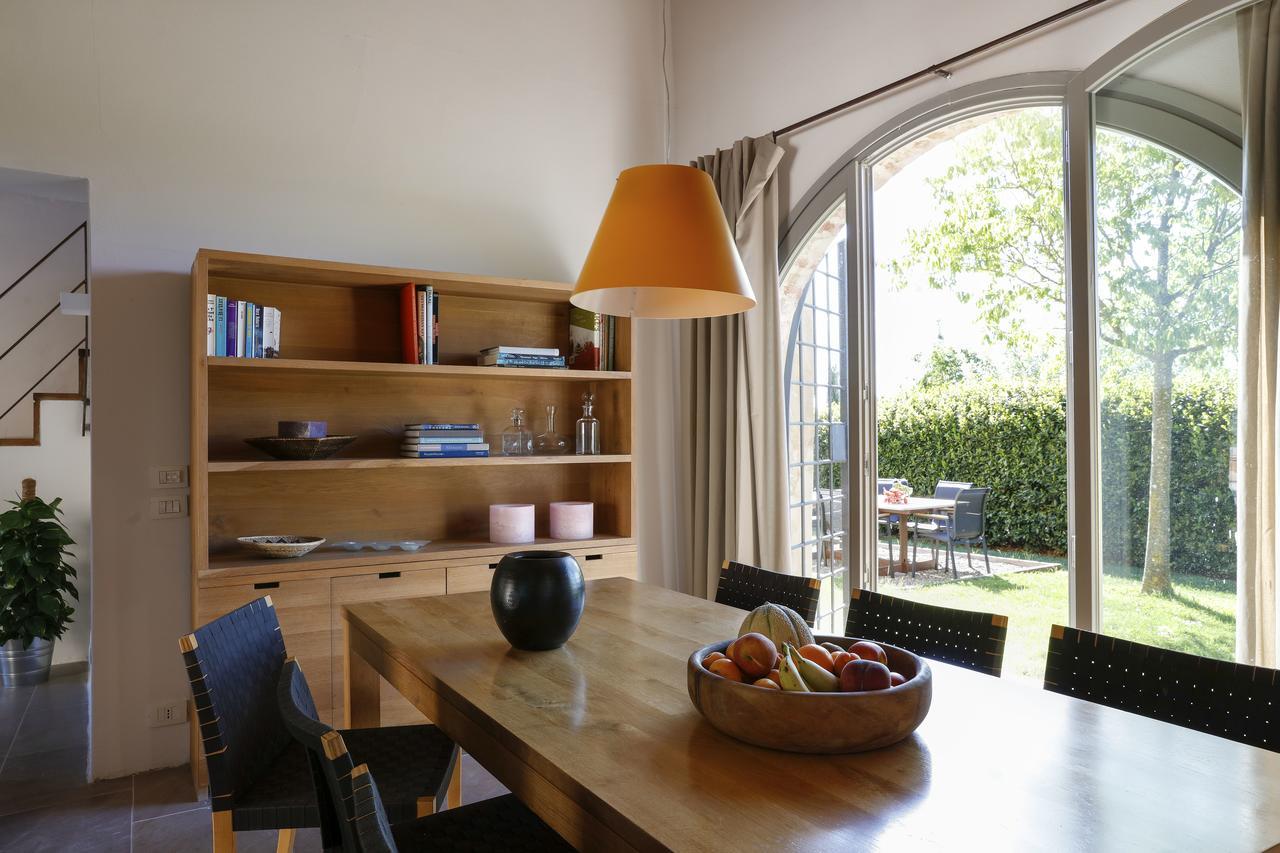 Villa ferranesi San Giovanni dʼAsso Esterno foto